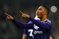 BRUSSELS, BELGIUM - NOVEMBER 03:  Youri Tielemans of RSC Anderlecht celebrates after scoring his team's thirkd goal during the UEFA Europa League Group C match between RSC Anderlecht and 1. FSV Mainz 05 at Constant Vanden Stock Stadium on November 3, 2016 in Brussels, Belgium.  (Photo by Dean Mouhtaropoulos/Getty Images)